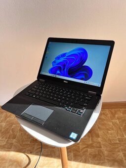 Notebook 14" DELL.Intel i5-6300U 2x2,40GHz.8gb ram.120g SSD - 11