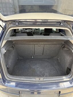 Volkwagen Golf 5 - 11