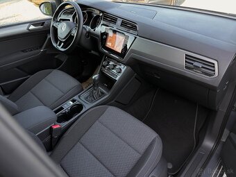 Volkswagen Touran 2.0 TDI Comfortline DSG - 11