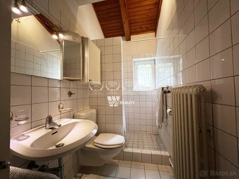 Trojposchodový, veľkorysý objekt na bývanie, vhodný na obcho - 11