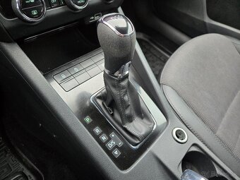 Škoda octavia 3 combi 1.5 tsi G-Tec - 11
