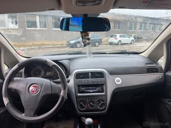 Fiat Grande Punto - 11