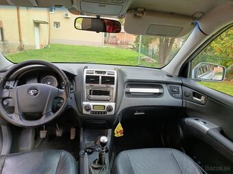 Predám SUV Kia Sportage CRDI 4x4 4wd - 11