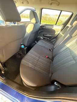 Suzuki swift 1.3 GLX - 11