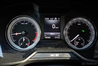 Škoda Octavia Combi 2.0 TDI 110kw - 11