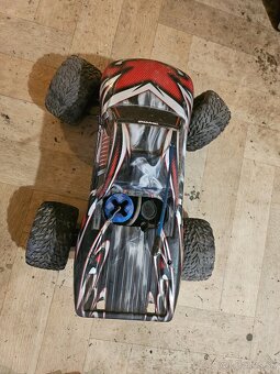 Predam autíčko so spalovacím motorom Traxxas nitro stampede - 11