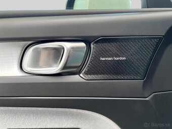 XC40 D3 110KW AT - 11