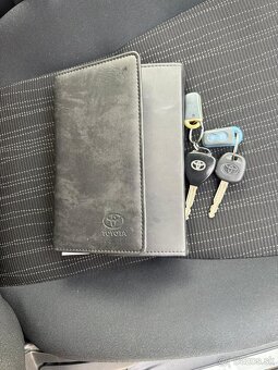 Toyota Auris 1.6 I Dual VVT-i Terra Cool - 11