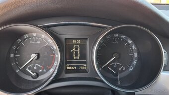Škoda Superb 1.6 tdi, 77kw - 11