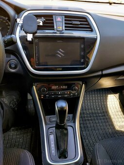 Suzuki SX4 S-Cross AllGrip 1.4T GL+ Premium 4x4, automat, r. - 11