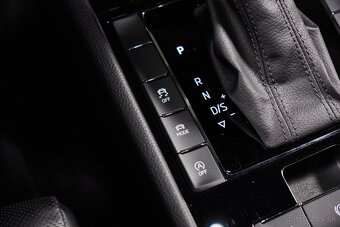 Škoda Superb 2.0TDI 140kW, automat, 4x4, 2019, DPH - 11