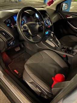 Ford Focus 2.0 TDCI - 11