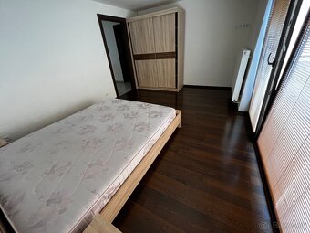 Samostatná Novostavba Uhlisko - 11