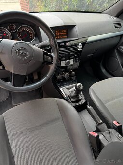 Opel Astra TwinTop (Cabrio) 1.9 (150PS) - 11