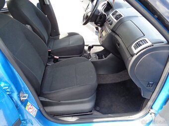 Škoda Roomster 1.6 16V Comfort - 11