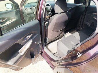 Predaj Toyota Urban Cruiser r.v. 2010 benzín garážované - 11