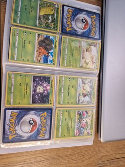 Pokémon karty - 11