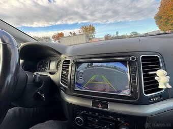 VW Sharan 2.0 TDi 103kw - ponúknite cenu sms,email,WhatsApp - 11
