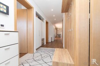 Krásna novostavba 4-izbového rodinného domu - Malý Biel (SC) - 11