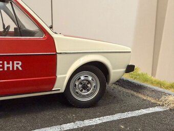 1:18 1985 Volkswagen Golf MK2 - SOLIDO - 11