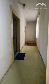 Vidiecky dom s gánkom pri lese – Horná Strehová - 11