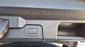 Land Rover Range Rover Evoque 2.0 TD4 180 HSE Dynamic AT - 11