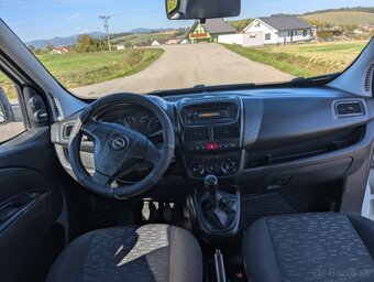 Opel Combo 1.3 cdti 66kw - 11