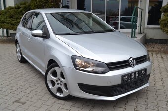 VW POLO 1.6 TDI 6R, CÚVACÍ SENZOR, ELEKTRÓNY R17, TEMPOMAT - 11
