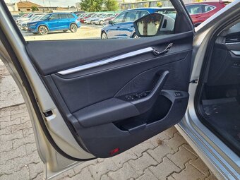 Škoda Octavia Combi 4 2.0 TDi 150k Style Plus DSG (diesel) - 11