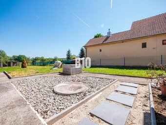 Prerobený rodinný dom, veľký pozemok + potenciál  obec Pata - 11