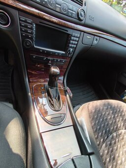 Mercedes Benz w211 - 11