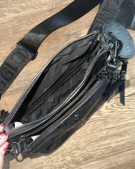 Steve Madden crossbody kabelka - 11