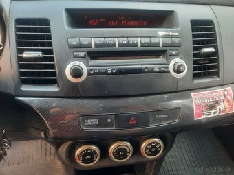 Mitsubishi Lancer - 11