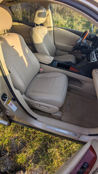 Lexus RX 450h Hybrid - 11