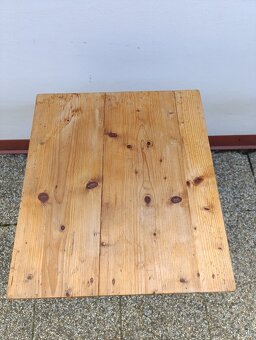 Rustikálny stolek, starožitný nábytok z masívu - 11