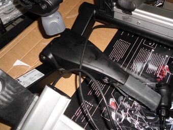 Nosic bicyklov THULE VELOCOMPACT 926 - 11