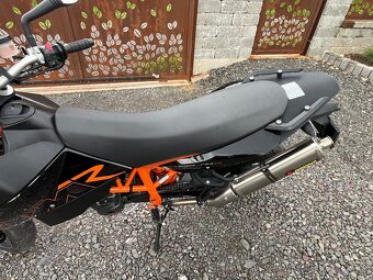 KTM 690 SMC-R - 11