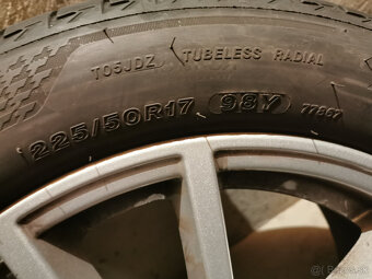 BMW 3 (G20) - originál 17" alu disky s letnými pneu DOT 22 - 11