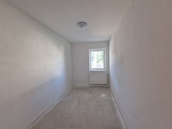 4 izb. rodinný dom v Šintave na 467m2 pozemku na predaj - 11