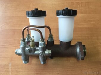 Uaz, Gaz, Aro predám hlavný brzdový valec - 11