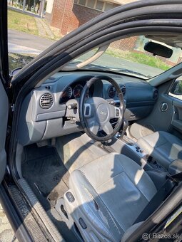 Jeep cherokee kj liberty - 11