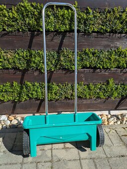 Kosacka, vertikutator, rotavator, Trimmer posypovy vozik - 11