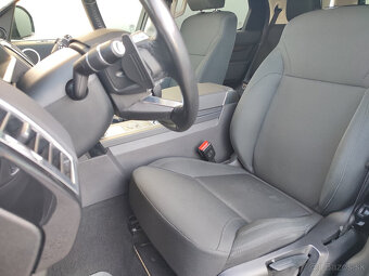 Land Rover Discovery 3.0D SDV6 306k SE AWD A/T 4x4 - 11