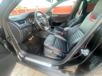 ŠKODA OCTAVIA COMBI RS III 2.0TDI 135Kw 4X4 DSG - 11
