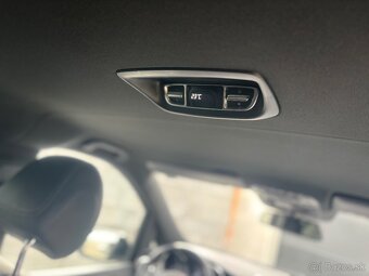 Mercedes Benz V250 4matic - 11