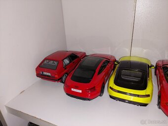 Modely áut 1:24 - 11