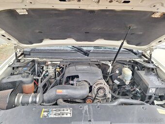 Cadillac Escalade - 11
