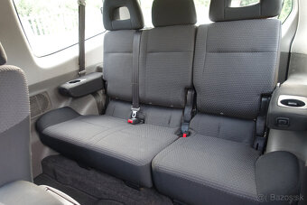 Mitsubishi Pajero 3.2 DI-D GLX 4WD, M5, 118kW, 3d. - 11