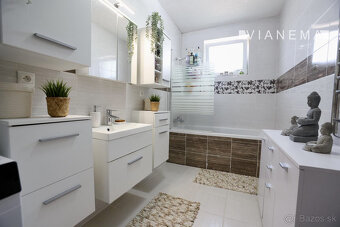 NA PREDAJ 4-izbový rodinný dom zariadený so záhradkou - 11