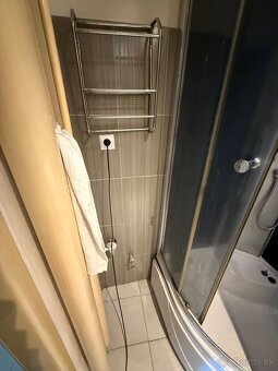 3 izbovy slnečný zrekonštruovaný byt, 65m2 v Dobšinej - 11